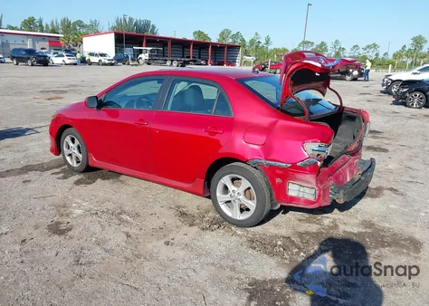 2011 Toyota Corolla S z USA, uszkodzony, nr VIN 2T1BU4EE3BC715291